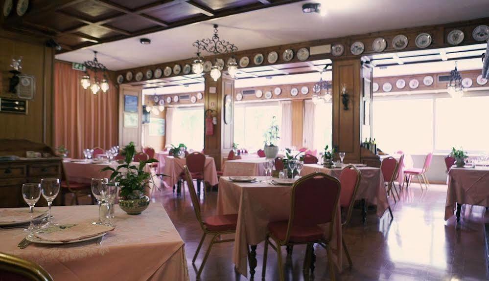 Grifone Hotel Перуджа Екстериор снимка