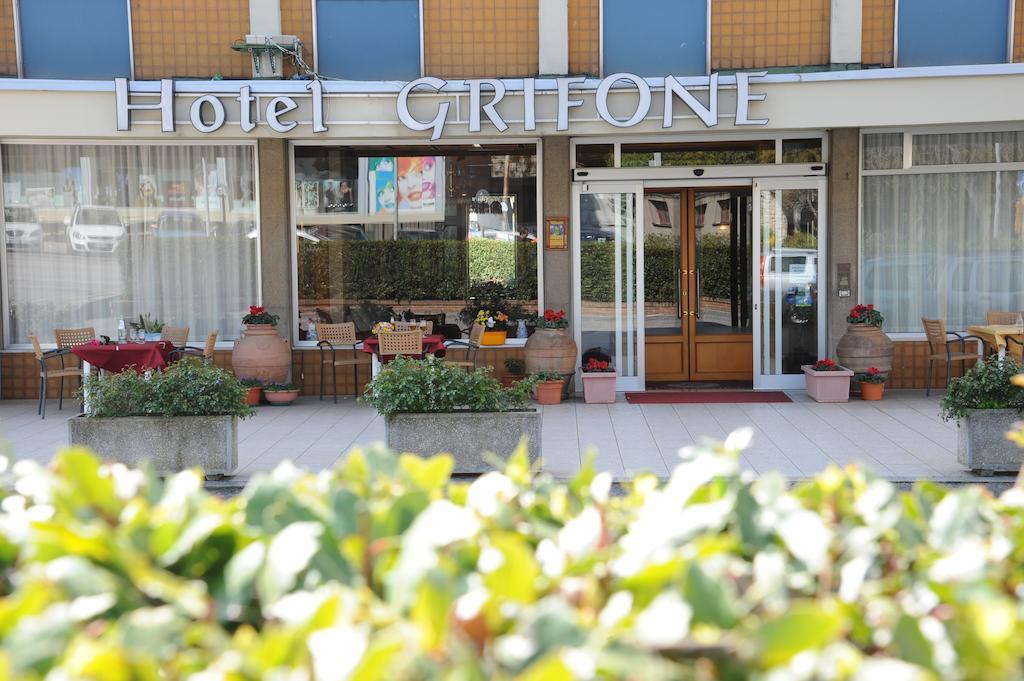 Grifone Hotel Перуджа Екстериор снимка