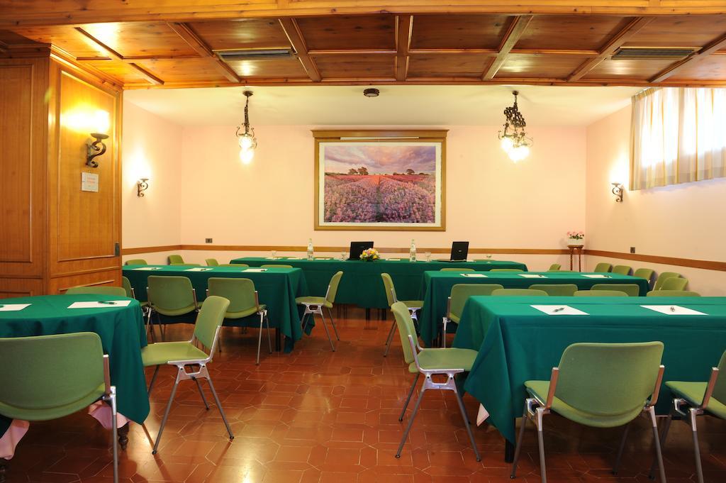Grifone Hotel Перуджа Екстериор снимка